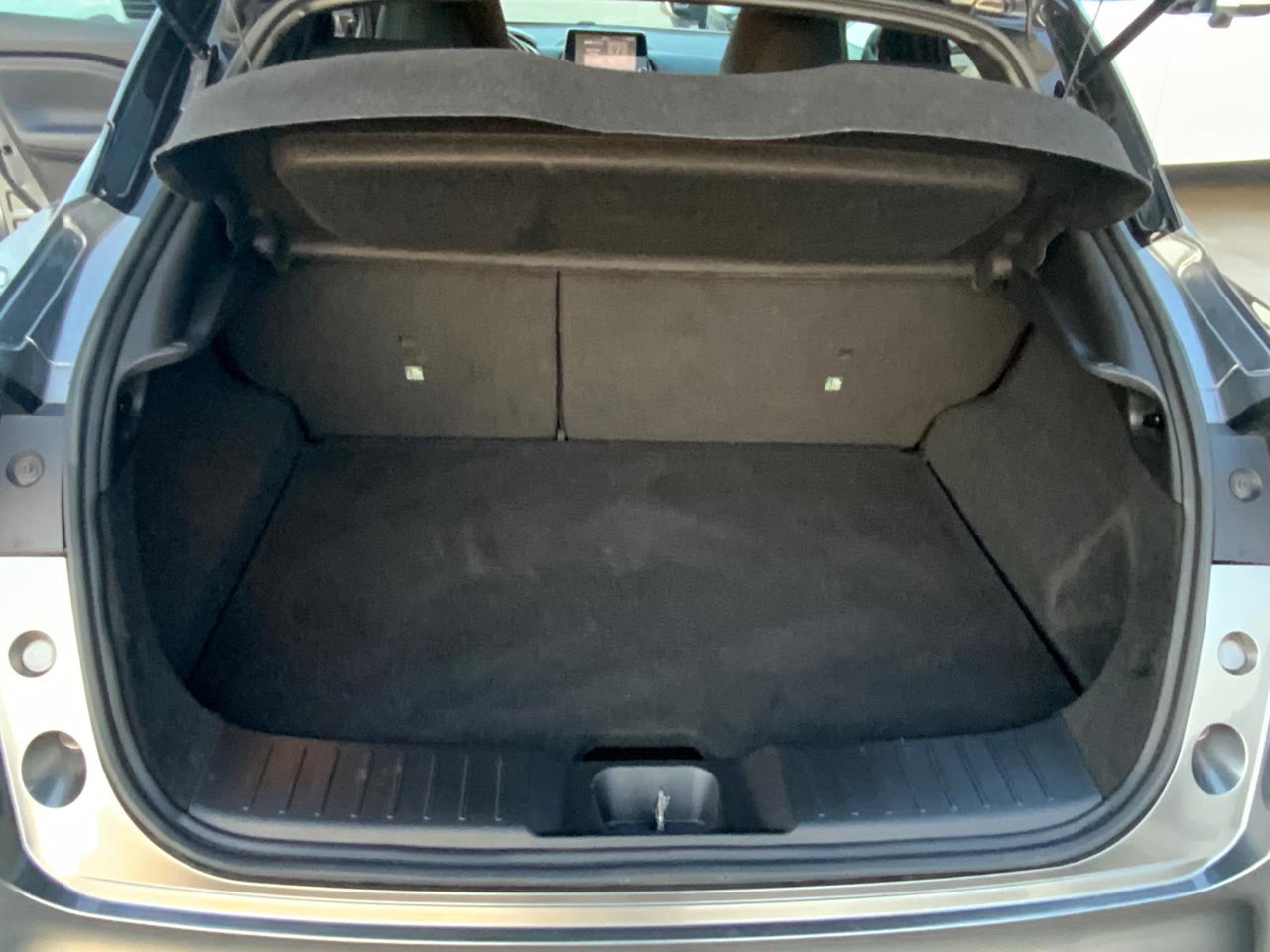 Nissan Juke 1.6 HEV Tekna