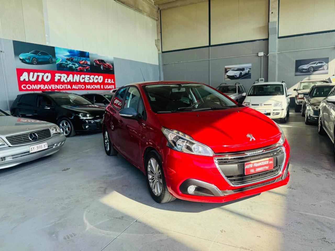Peugeot 208 PureTech 82 5 porte Allure