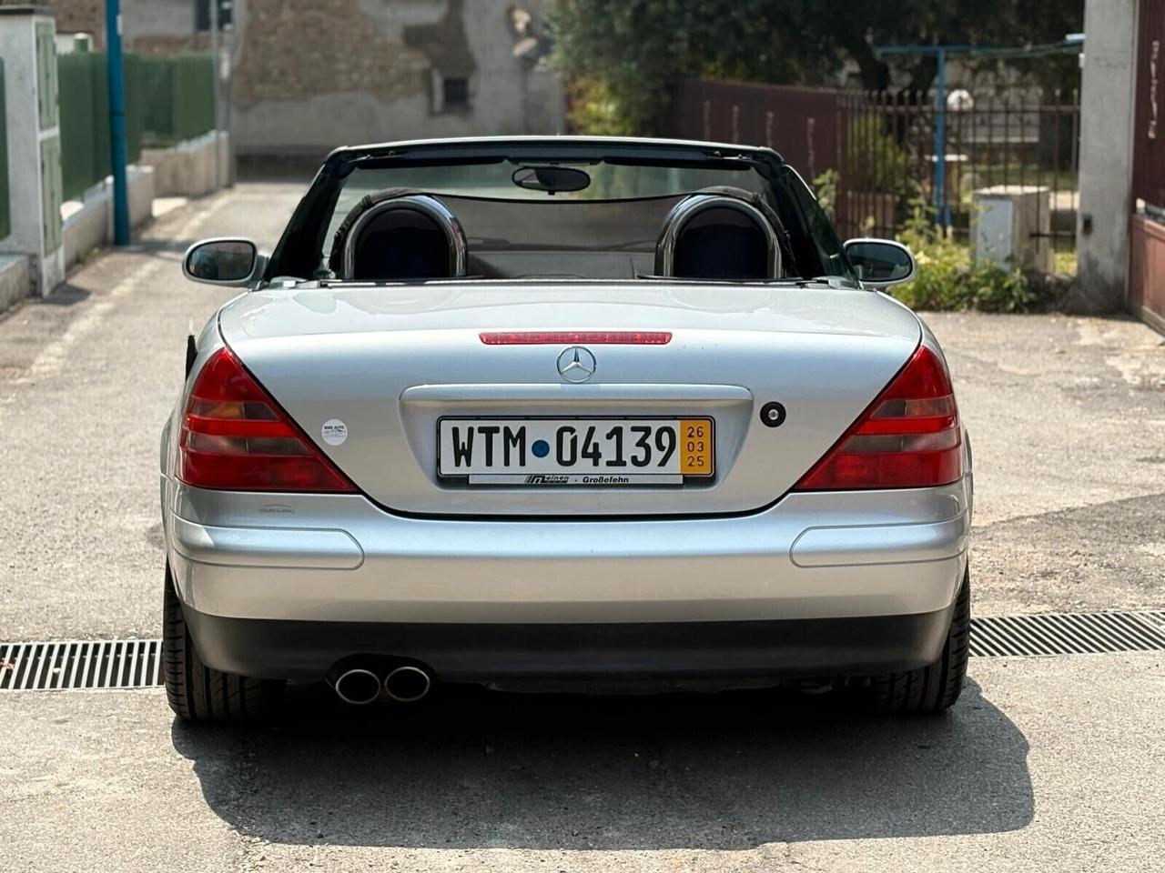 Mercedes-benz SLK 200 cat