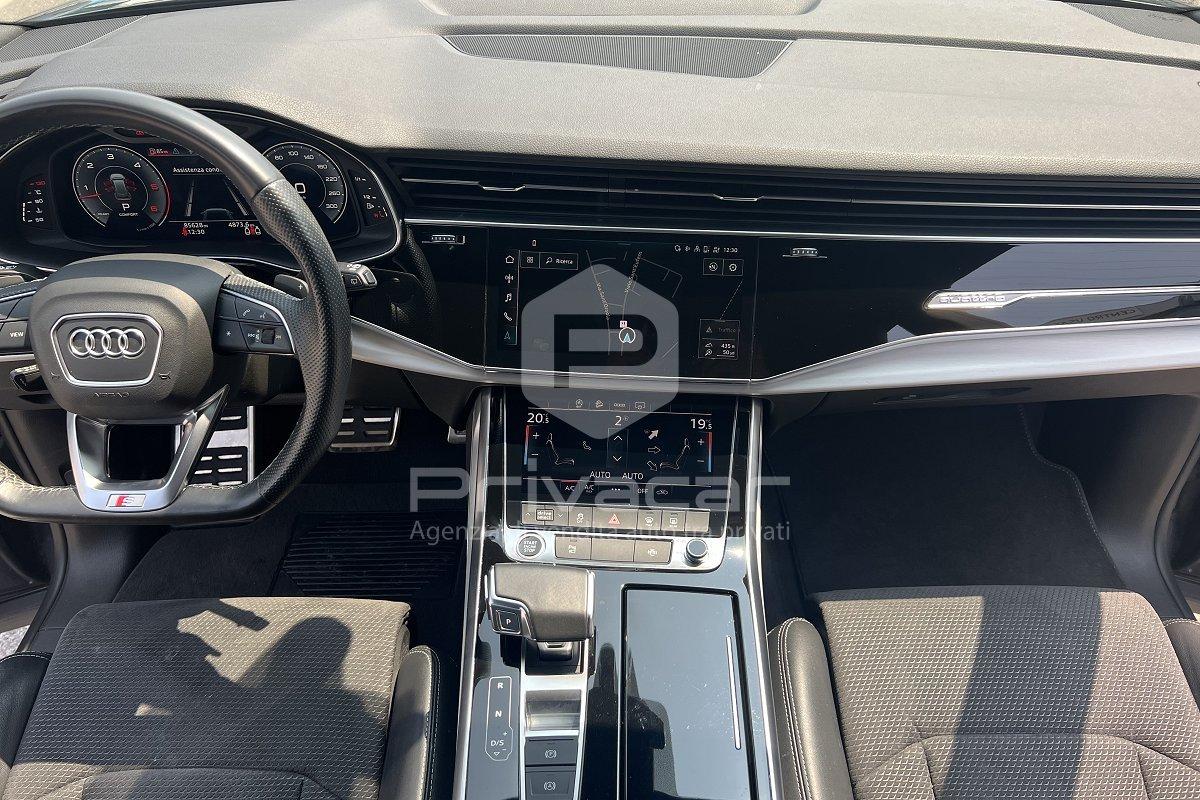 AUDI Q8 50 TDI 286 CV quattro tiptronic Sport
