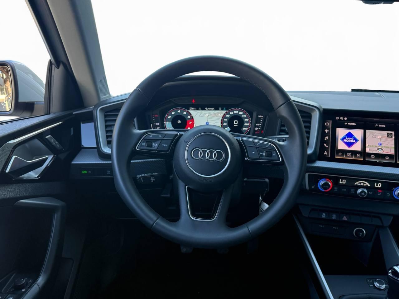 AUDI A1 II 2022 allstreet - A1 allstreet 30 1.0 tfsi Business 116cv