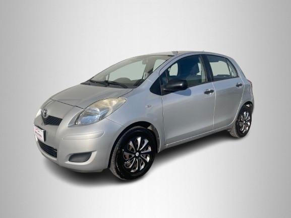 Toyota Yaris 1.0 5 porte