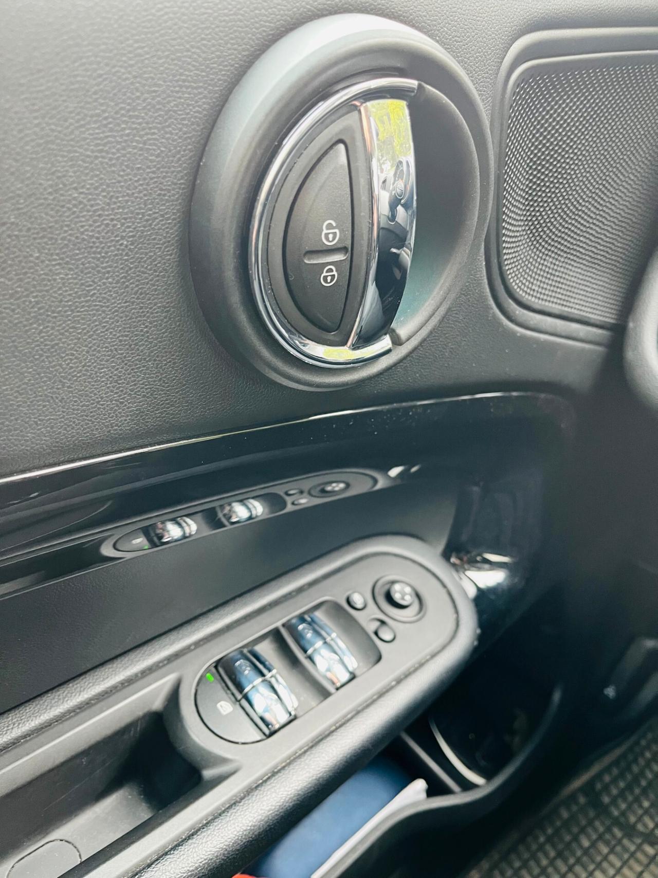 Mini Cooper S Countryman 1.5 SE ALL4 Automatica