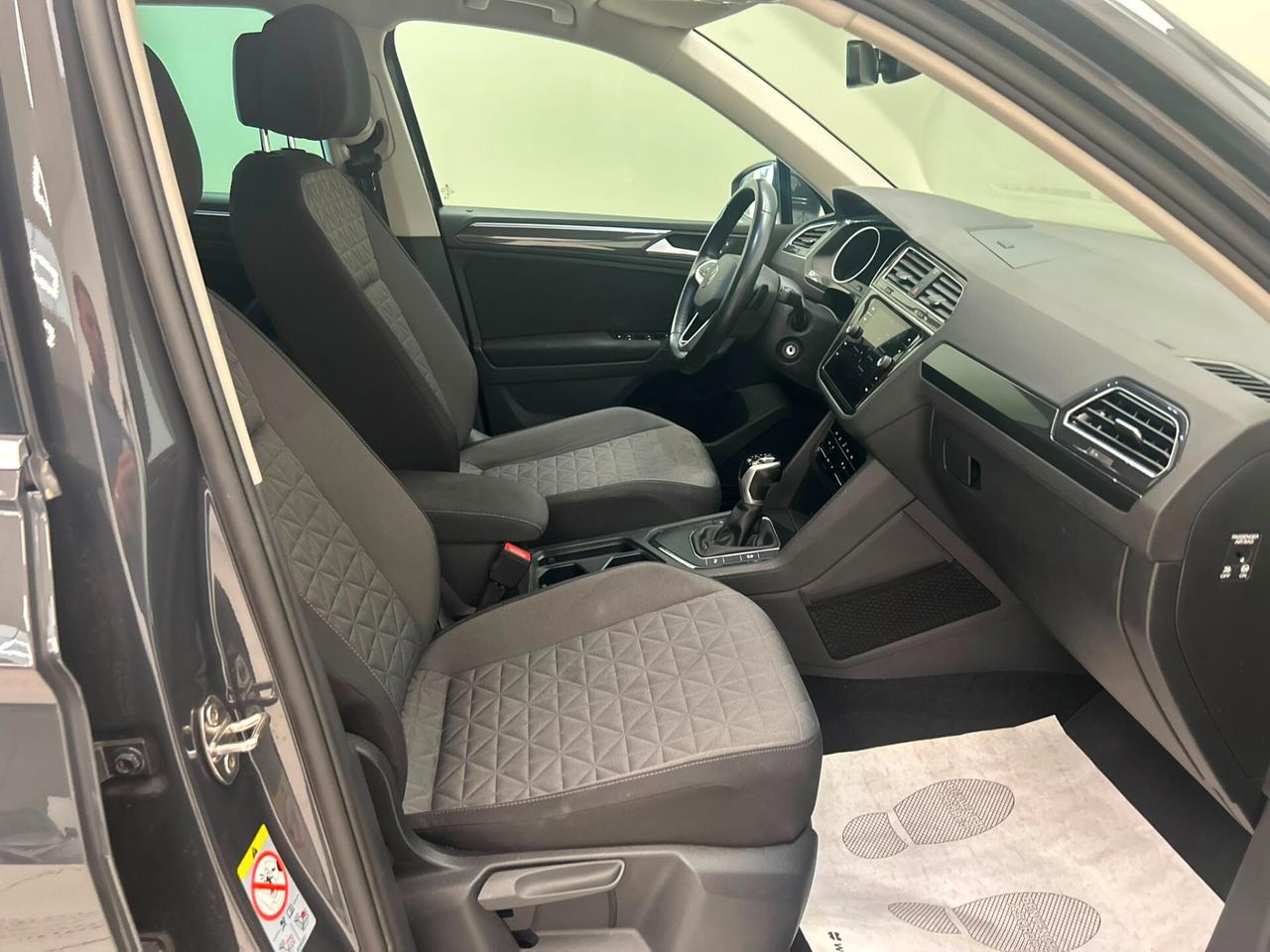 VOLKSWAGEN TIGUAN II 2021 2.0 tdi Life 150cv dsg IVA ESPOSTA
