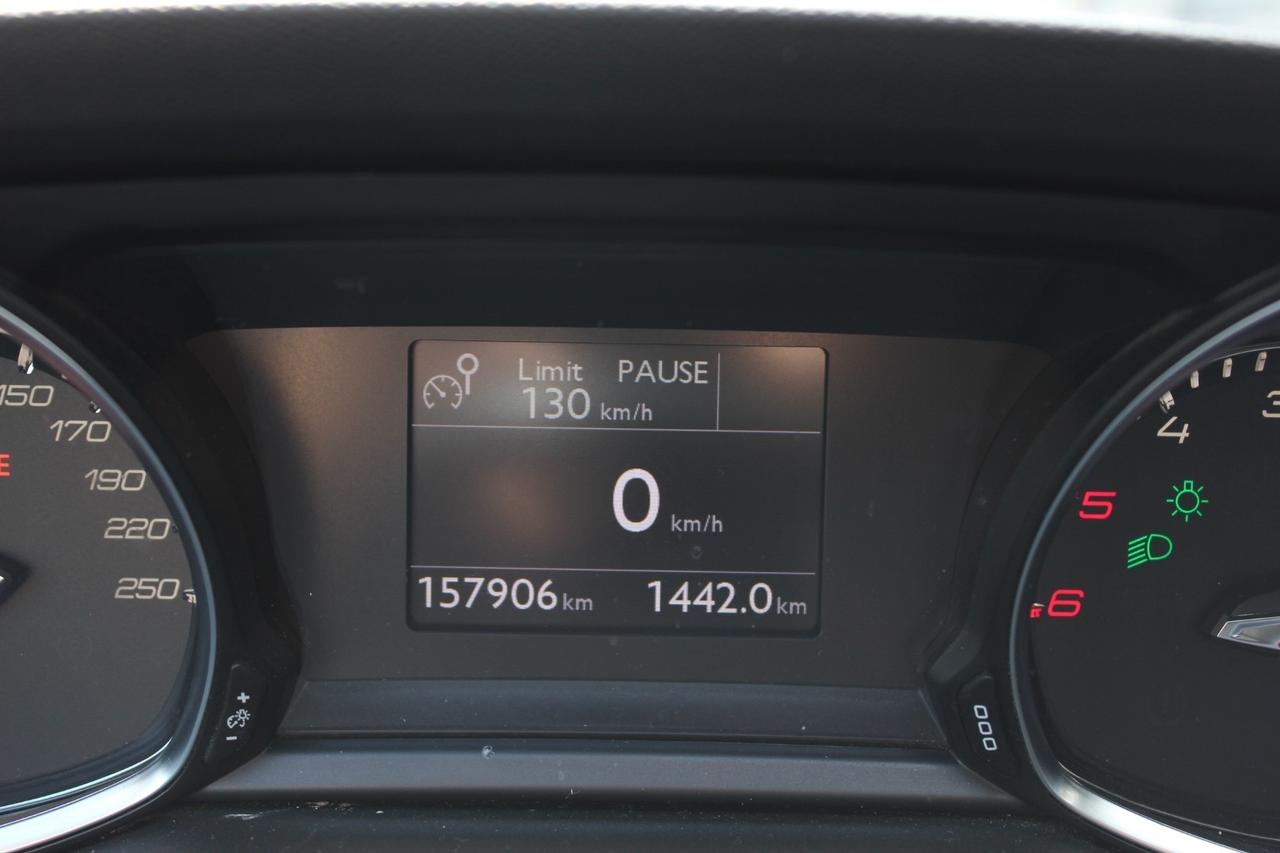 Peugeot 308 1.6 e-HDi 115 CV Allure