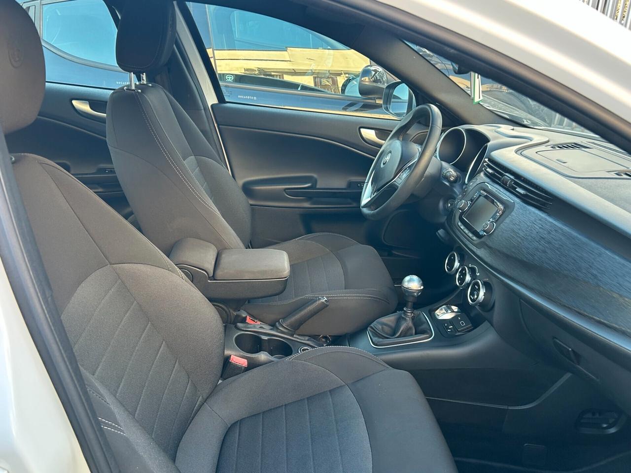 Alfa Romeo Giulietta 1.4 Turbo 120 CV GPL Super