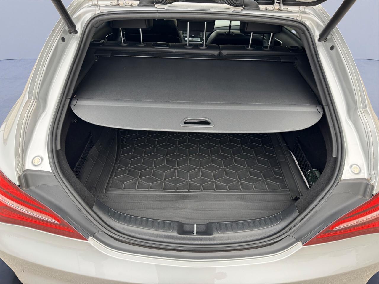 Mercedes-benz CLA 180 d S.W. Automatic Sport