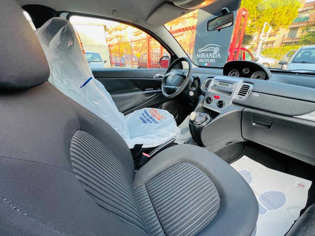 Lancia Ypsilon CON 12 MESI DI GARANZIA INCLUSI NEL PREZZO