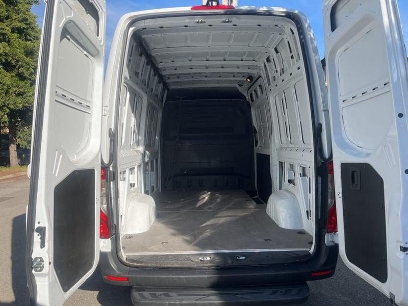 Mercedes-Benz Sprinter 315 CDI F 37/35