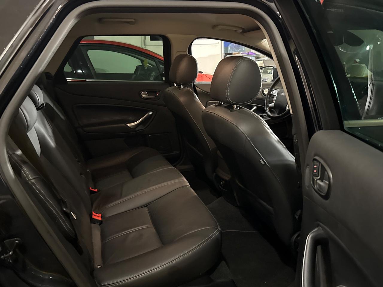 Ford mondeo 2.0 DIESEL AUTOMATICO 2010