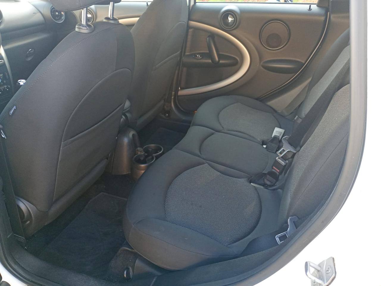 MINI COOPER COUNTRYMAN 1.6 DIESEL SOLO 37.000 KM