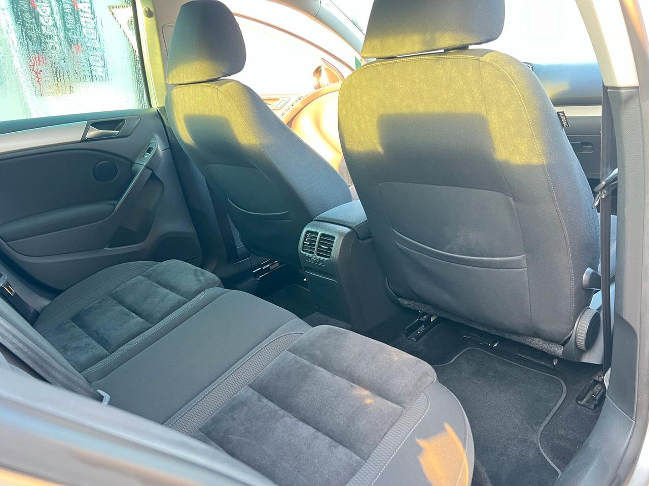 Volkswagen Golf 1.6 TDI 105 cv 5p. Comfortline