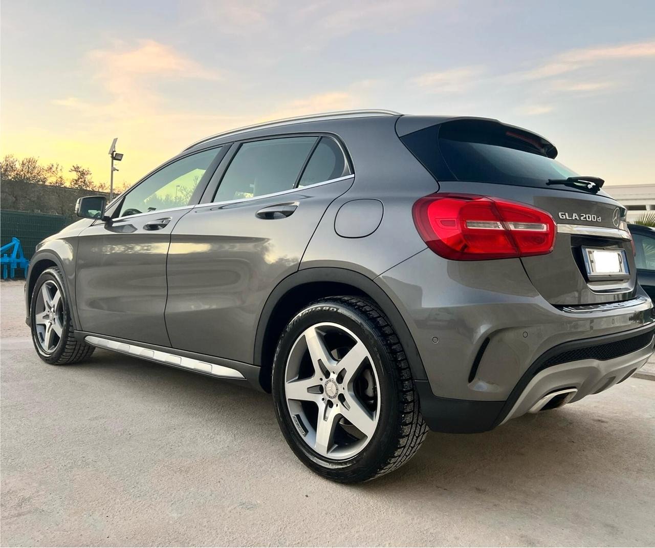 Mercedes-benz GLA 200 d Automatic Premium