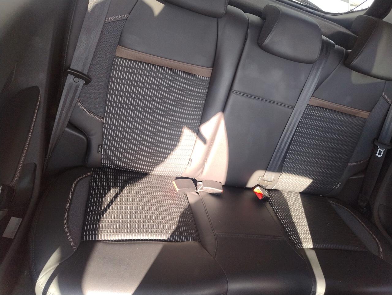 Peugeot 208 PureTech 82 3 porte Allure