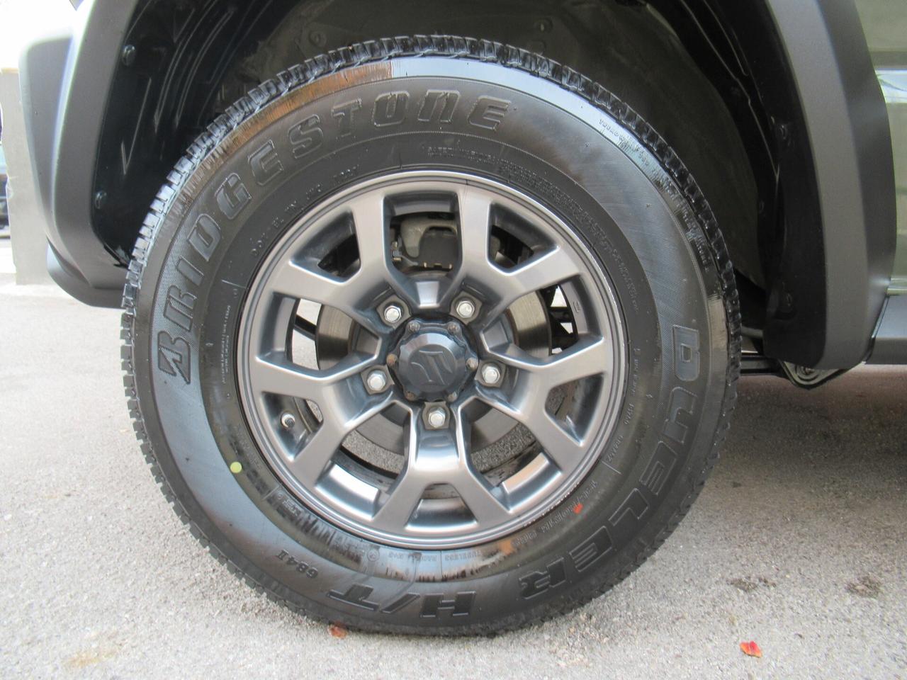 Suzuki Jimny 1.5 5MT Top