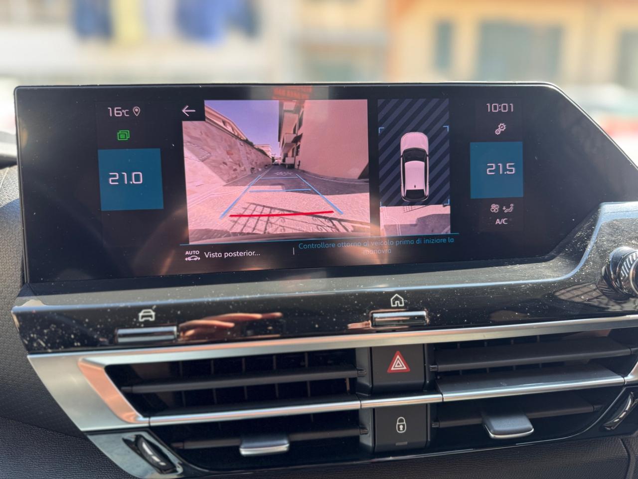 Citroen C4 PureTech 130 S&S EAT8 Shine