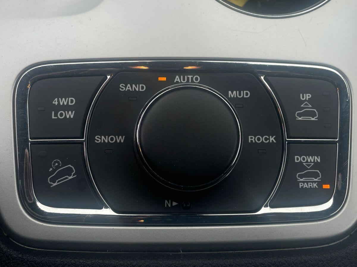 JEEP Grand Cherokee IV 2013 - g.cherokee 3.0 crd V6 Overland 250cv auto E6