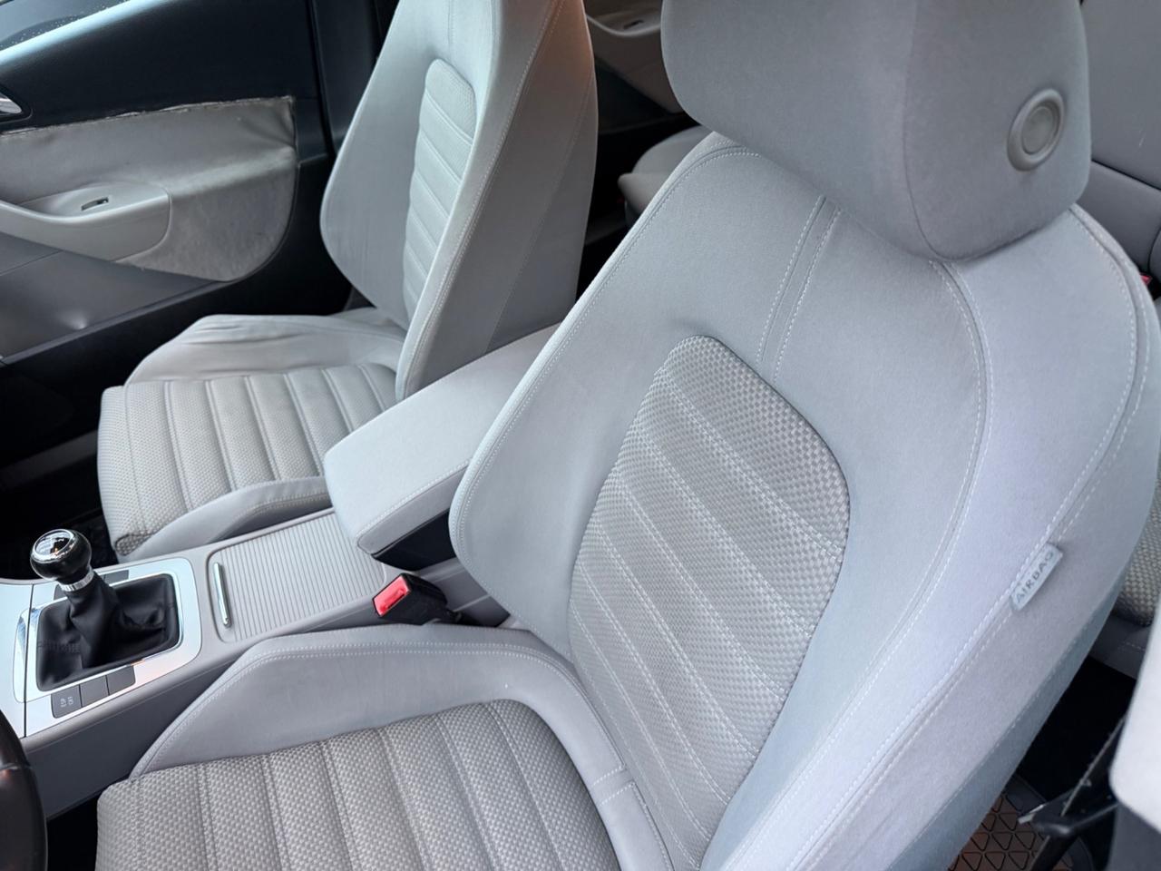 Volkswagen Passat 2.0 TDI DPF Comfortline