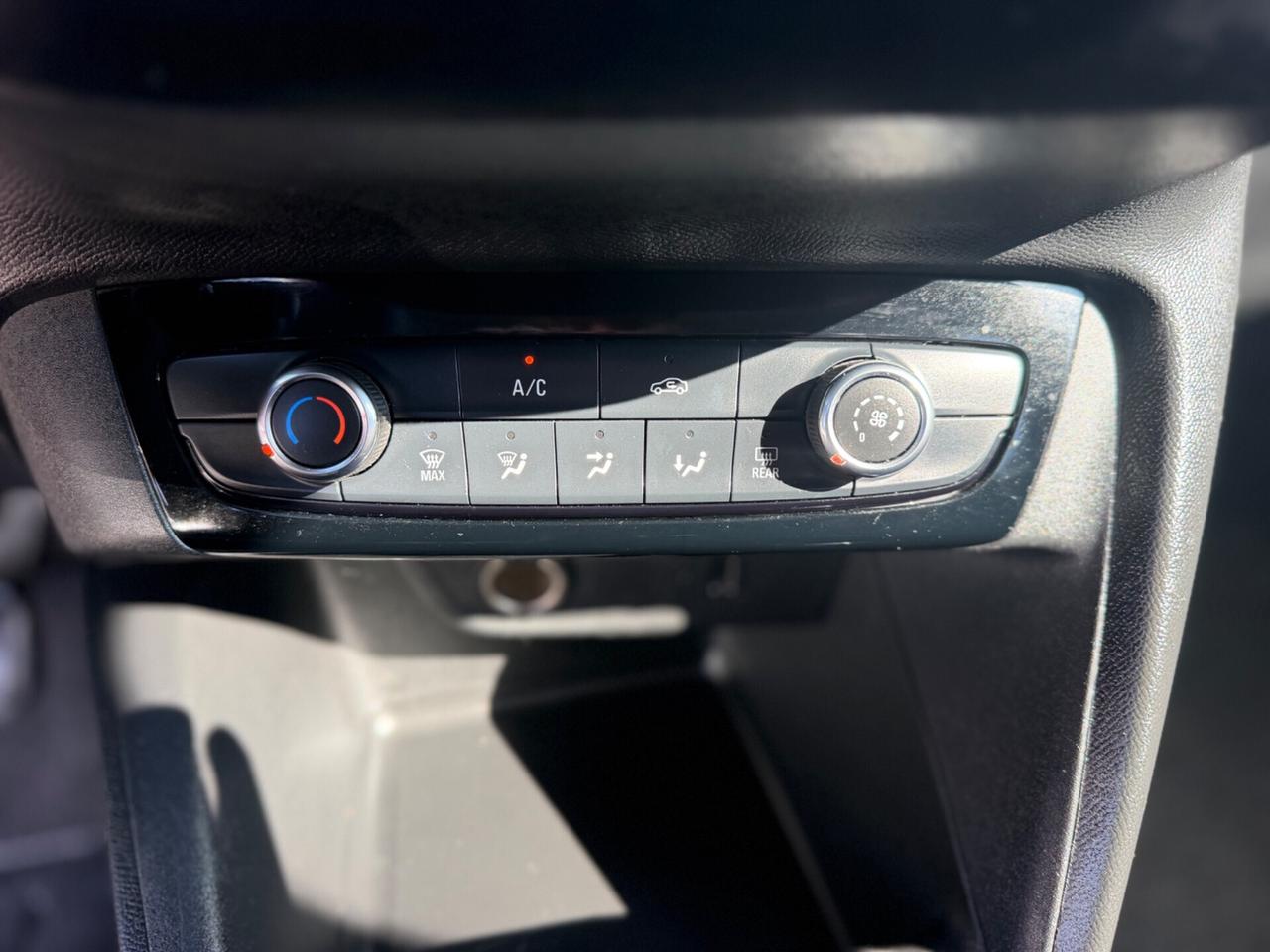 Opel Corsa 1.2 Benzina 2020