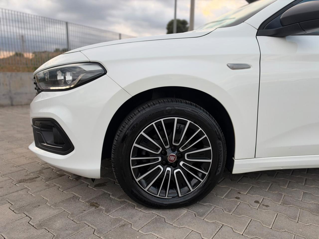 FIAT TIPO 1.6 MJT 130CV 2022