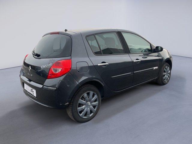 RENAULT Clio 1.2 BENZ 75 5 porte Dynamique OK NEOPATENTATI