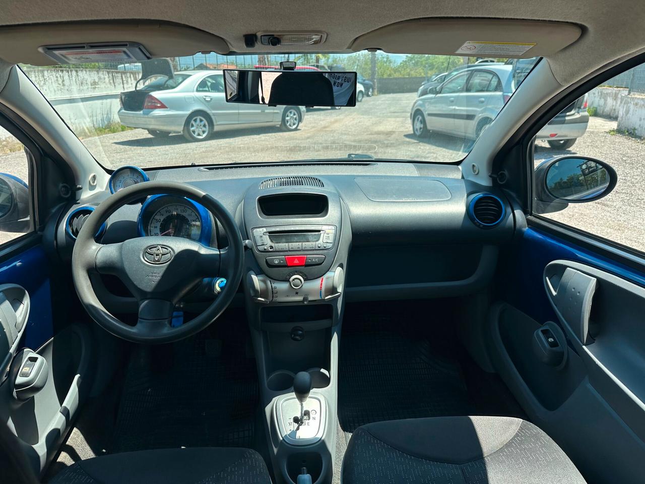 Toyota Aygo 1.0 5 porte cambio automatico