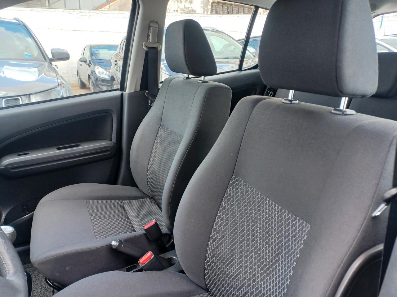 Suzuki Splash 1.0 Style Solo 100000 km 2014