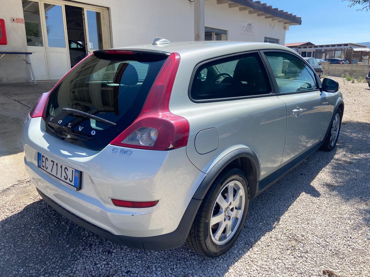 Volvo C30 1.6 D Summum