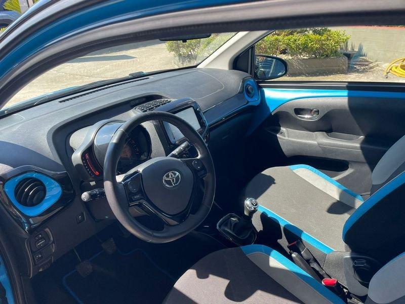 Toyota Aygo 1.0 VVT-i 69 CV x-play