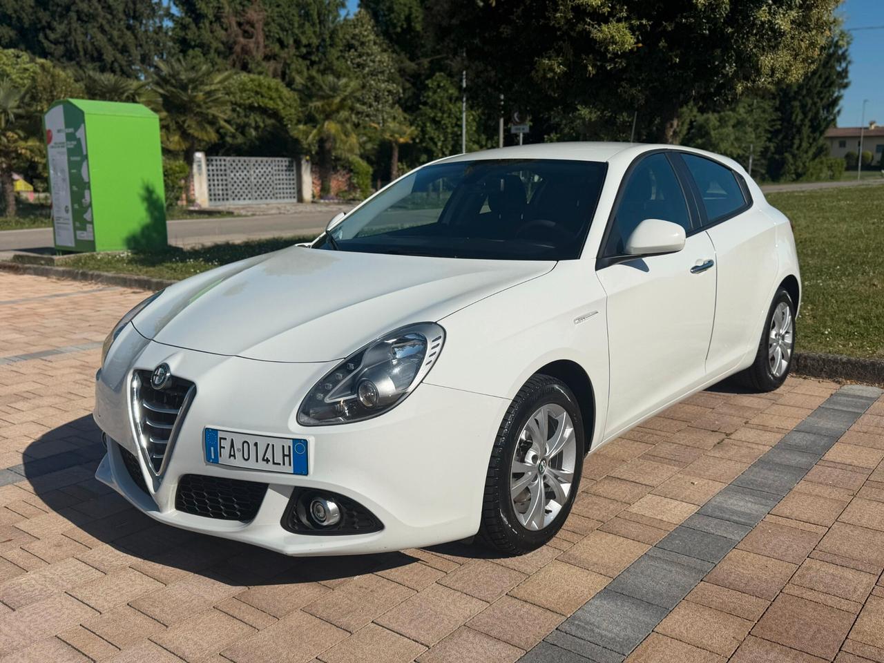 Alfa Romeo Giulietta 1.6 JTDm-2 120 CV Distinctive e6