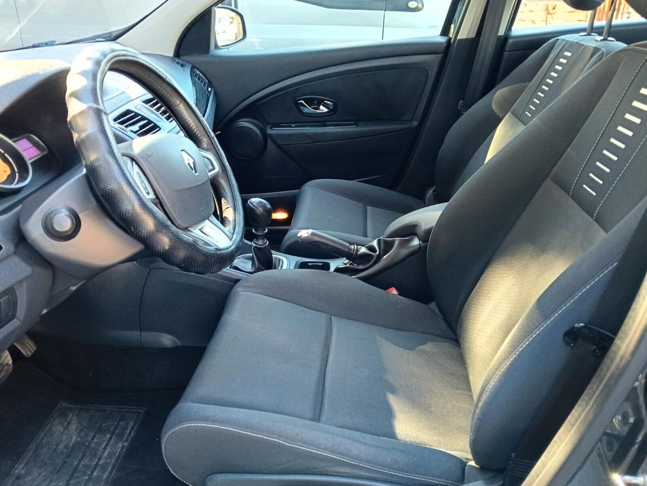 Renault Megane 1.5 dCi 110CV SporTour Attractive