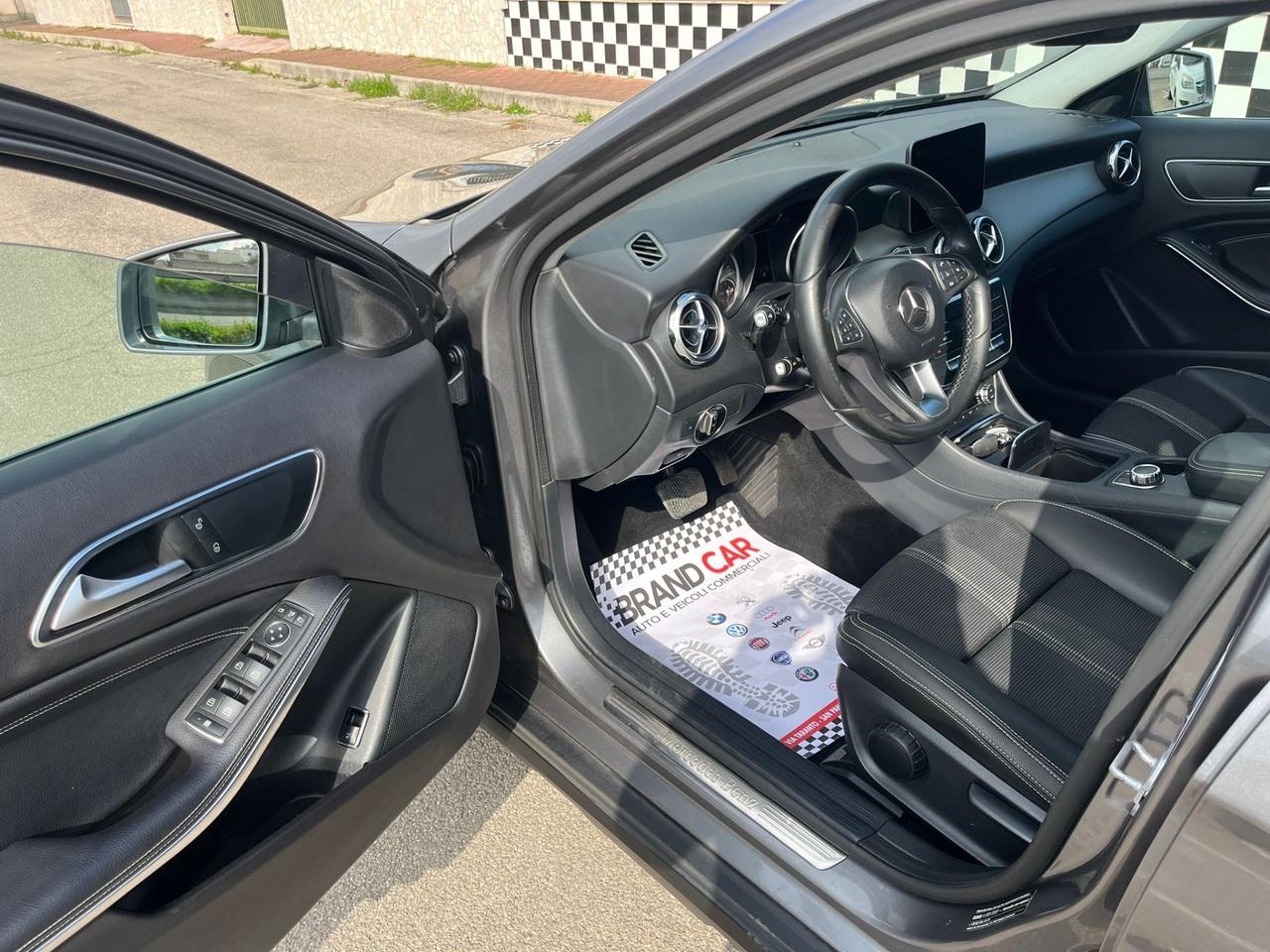 Mercedes-benz GLA 200 d Automatic Premium 2017