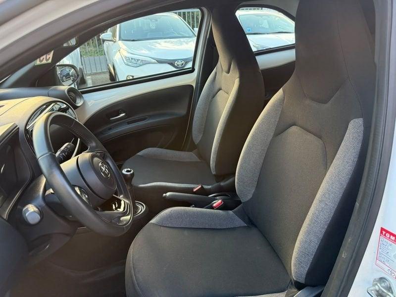 Toyota Aygo X Aygo X 1.0 Active 72cv