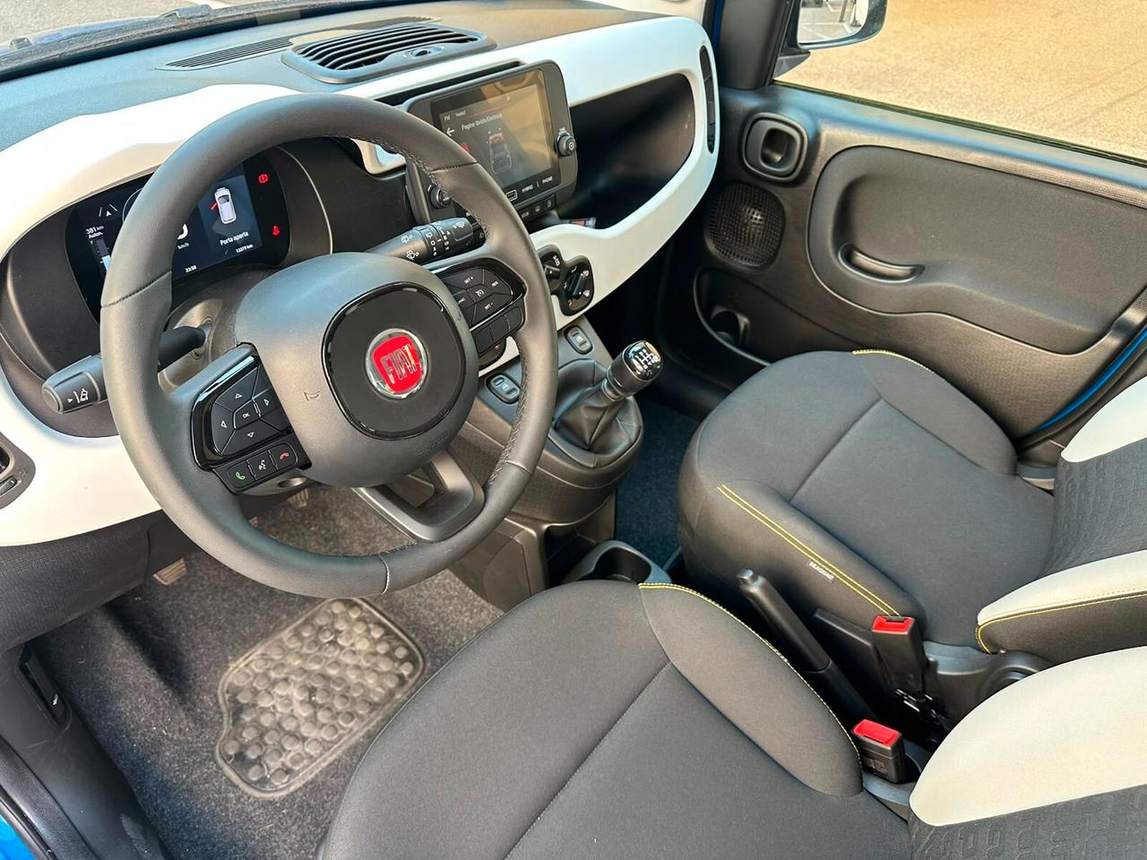 Fiat Pandina Cross 1.0 Hybrid 70cv