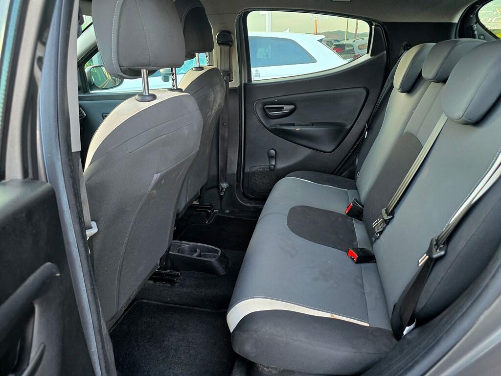 Lancia Ypsilon 1.2 69 CV GPL Ecochic Elefantino