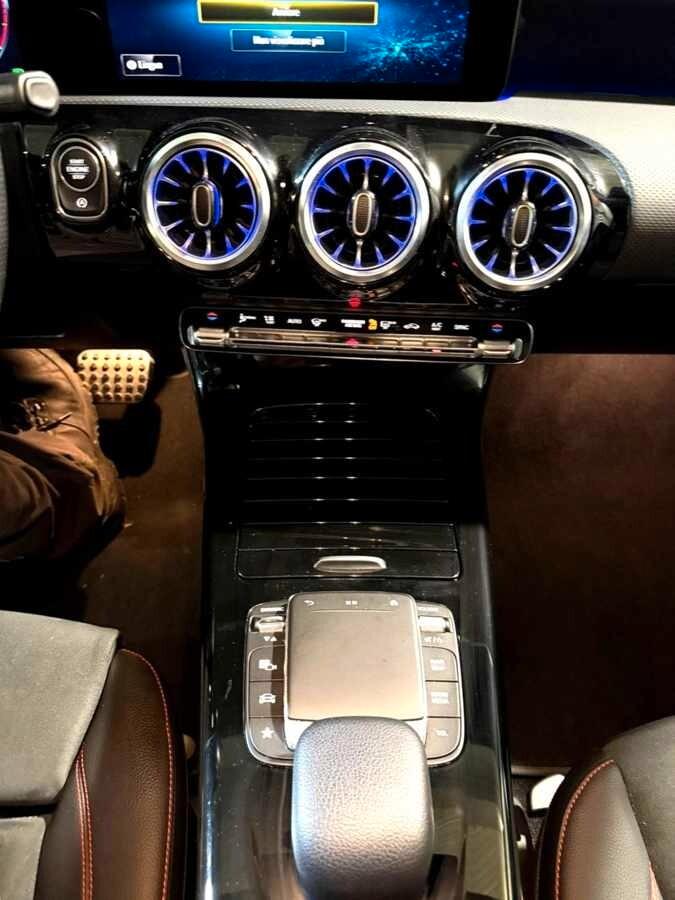 Mercedes-Benz Classe A 200 d Premium Plus AMG