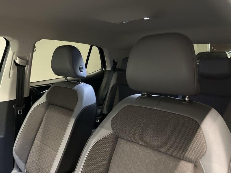 Volkswagen T-Cross Advanced 1.0 TSI 81 kW (110 CV) Manuale