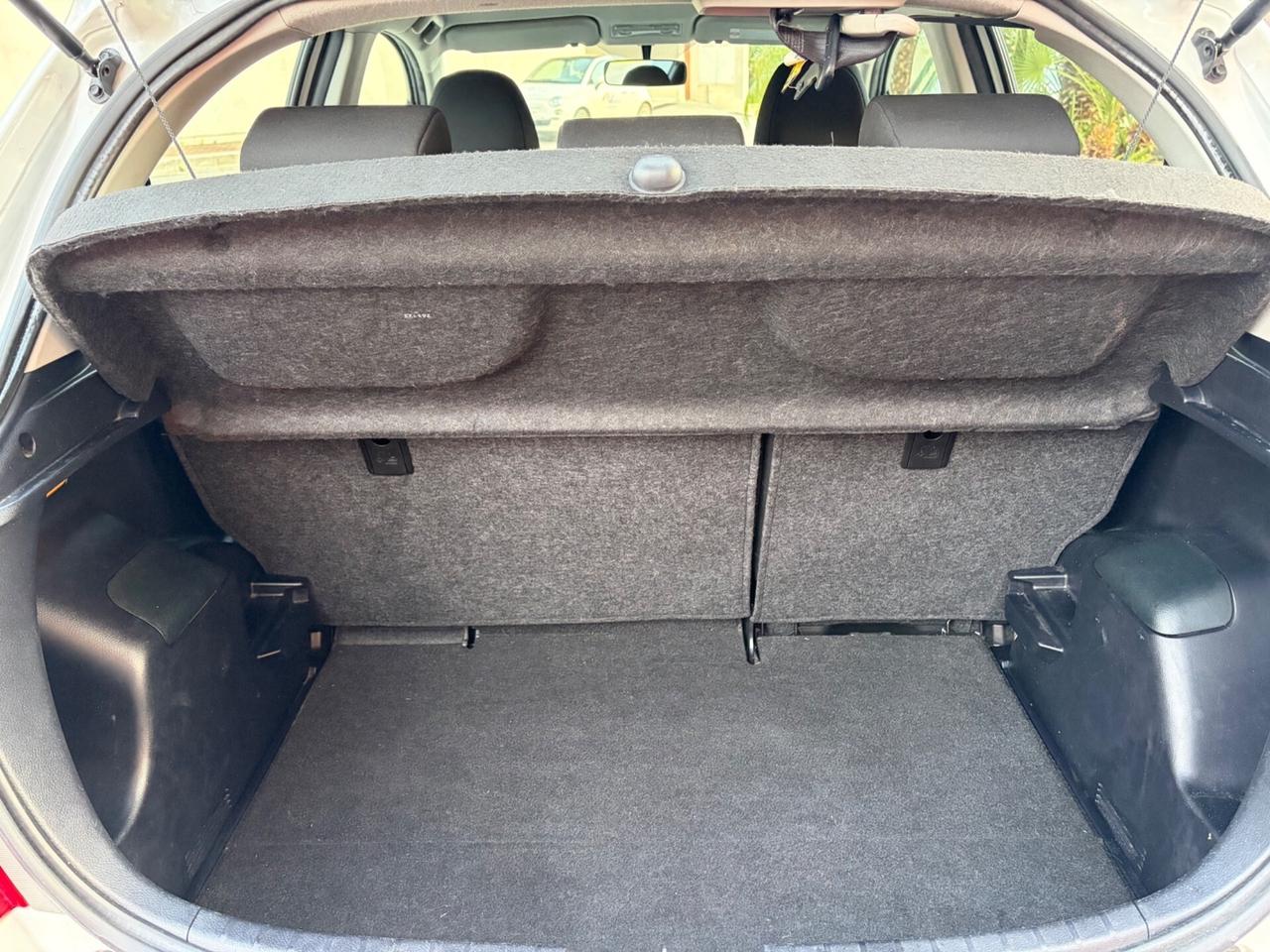 Toyota Yaris 1.0 benz unico proprietario