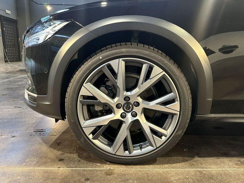Volvo V90 Cross Country B5 (d) AWD automatico Ultimate