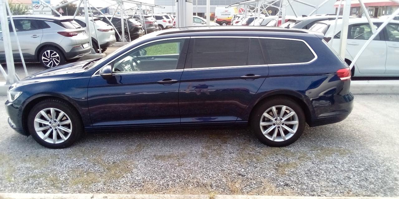 Volkswagen Passat Variant 1.6 TDI SCR DSG Business BMT