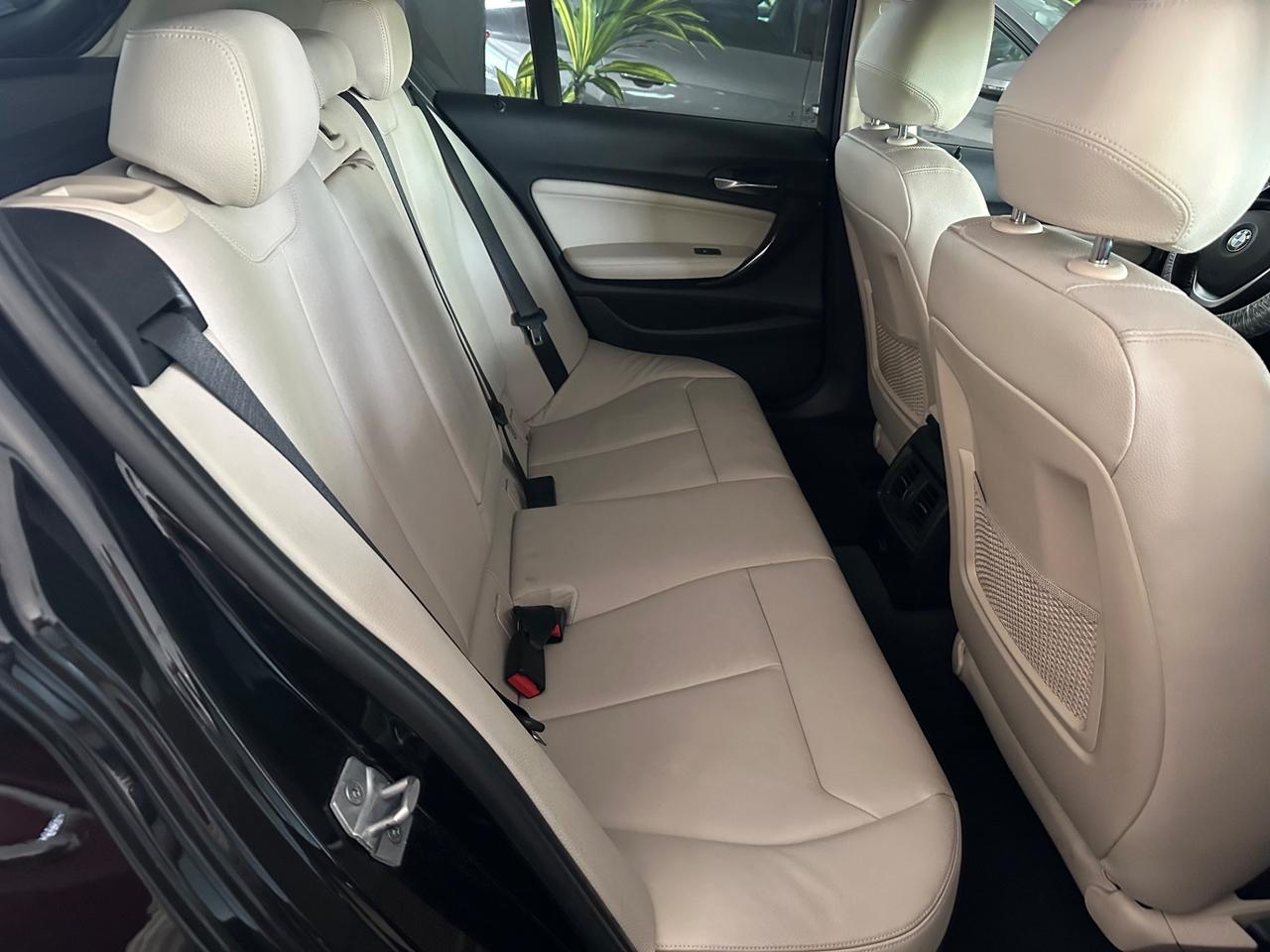 Bmw 118 118d 5p. Advantage