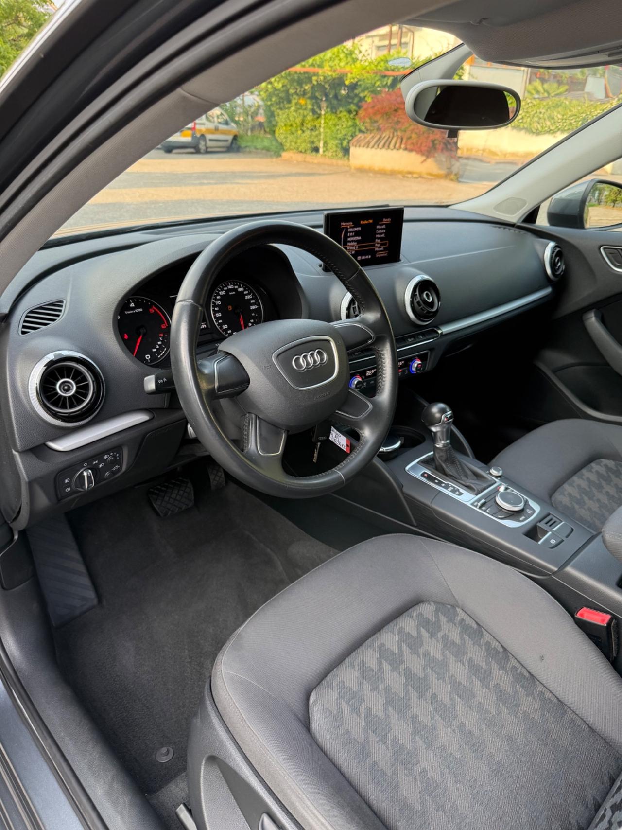 Audi A3 SPB 1.6 TDI clean diesel S tronic Ambiente