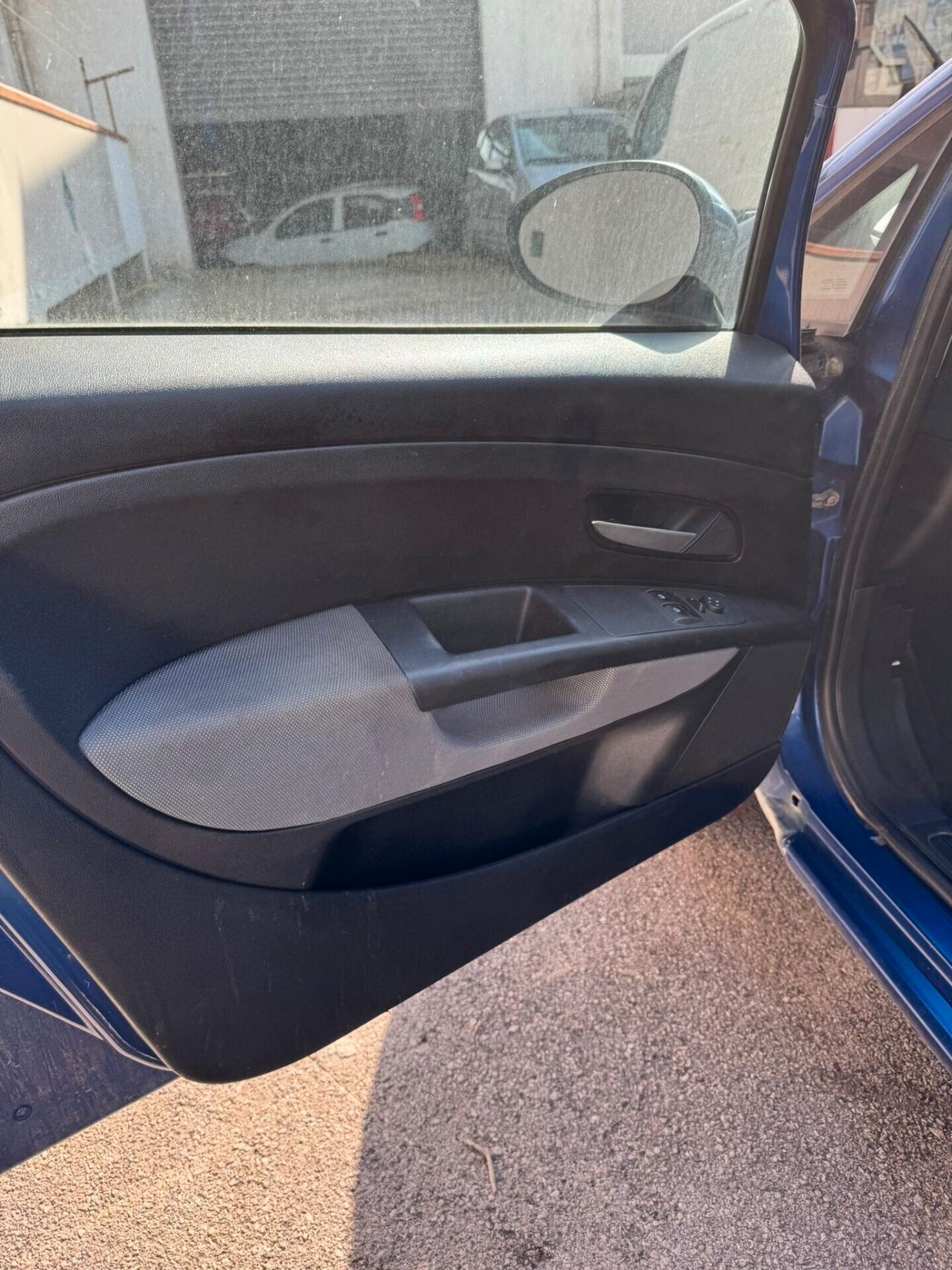 Fiat Grande Punto Grande Punto 1.4 5 porte Fun BENZINA-GPL