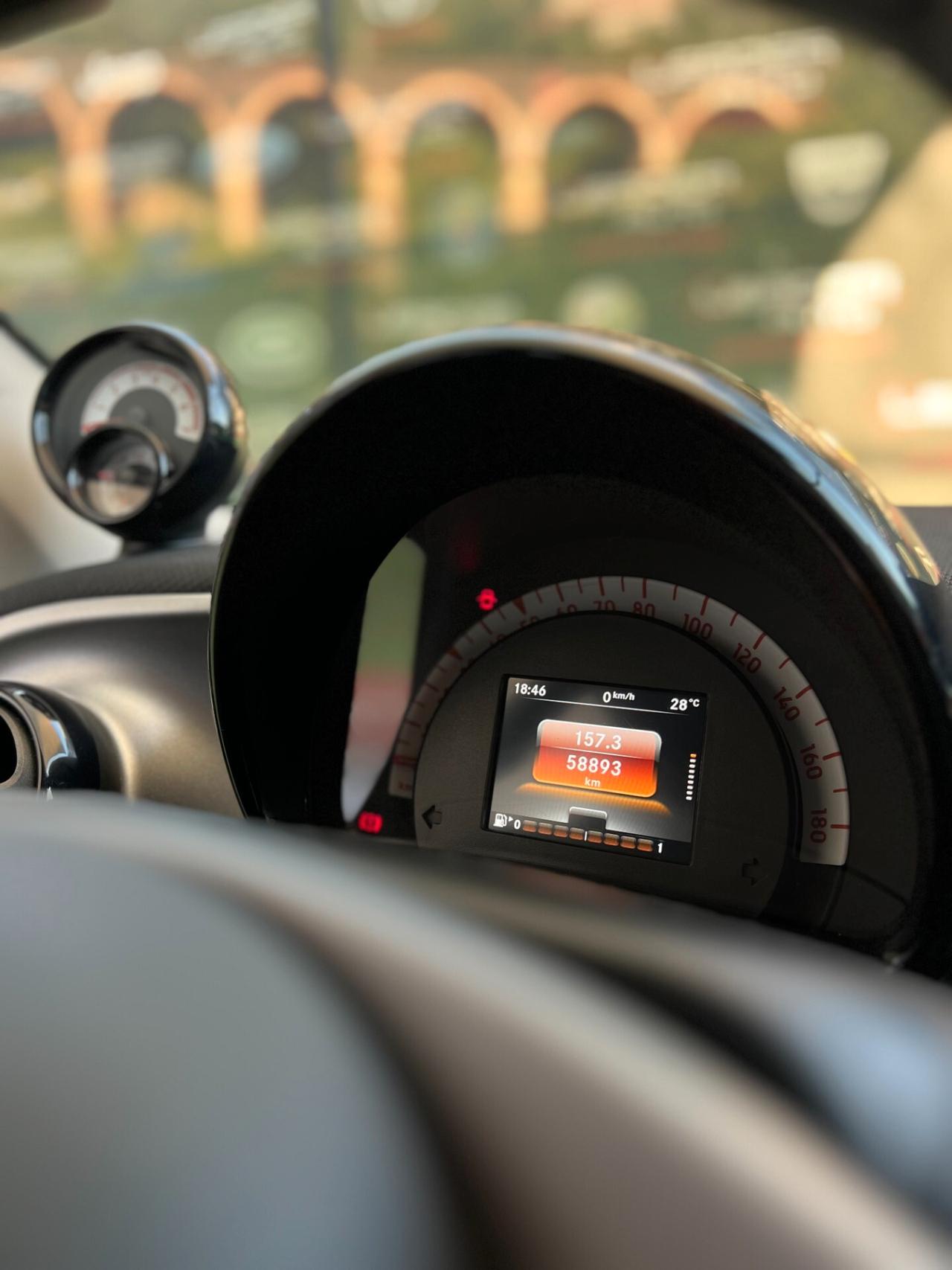 Smart ForFour 71 cv AUTOMATICA/SENSORI/BRACCIOLO
