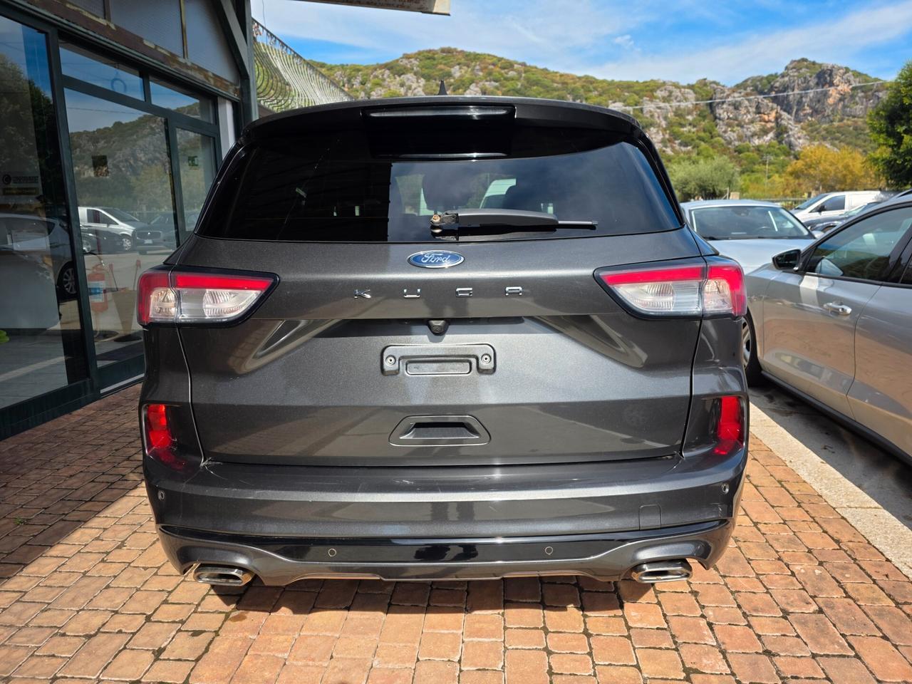Ford Kuga 2.0 EcoBlue 120 CV aut. 2WD ST-Line autocarro 5 posti