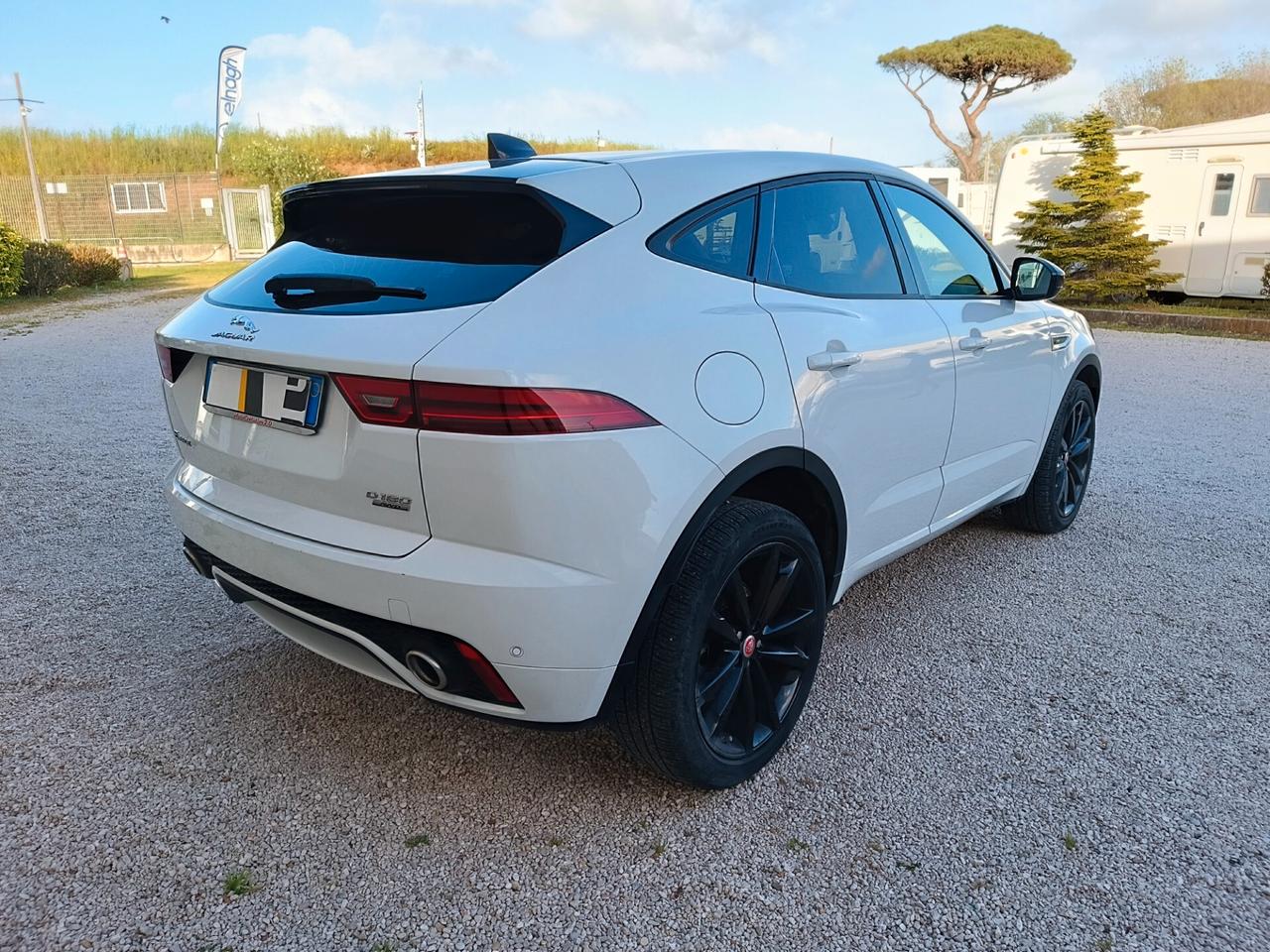 Jaguar E-Pace 2.0D 180 CV AWD aut. R-Dynamic SE GARANZIA 12 MESI