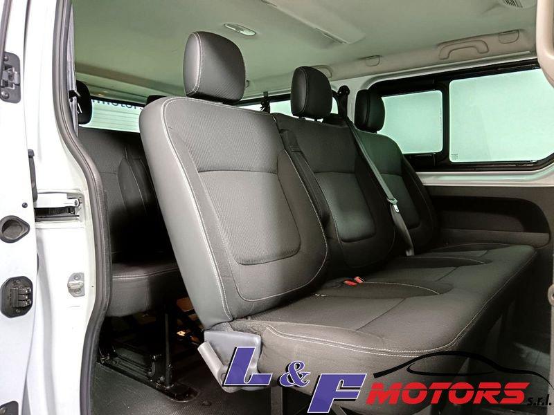 Renault Trafic RENAULT TRAFIC 2.O DCI 9 POSTI PASSO LUNGO