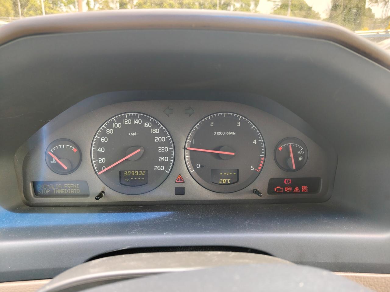 Volvo V70/XC70 V70 2.5 D cat