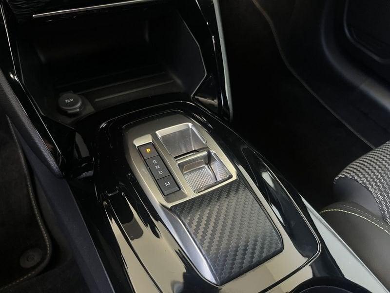 Peugeot 208 208 1.2 hybrid GT e-dcs 6