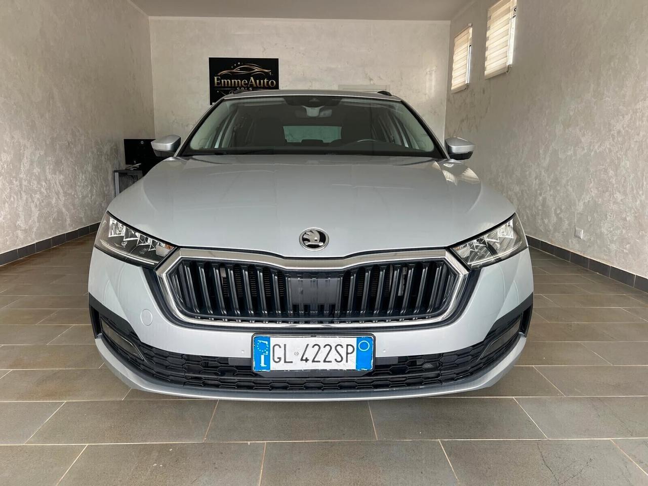 Skoda Octavia 2.0 TDI EVO SCR 150 CV DSG Wagon Executive 2022